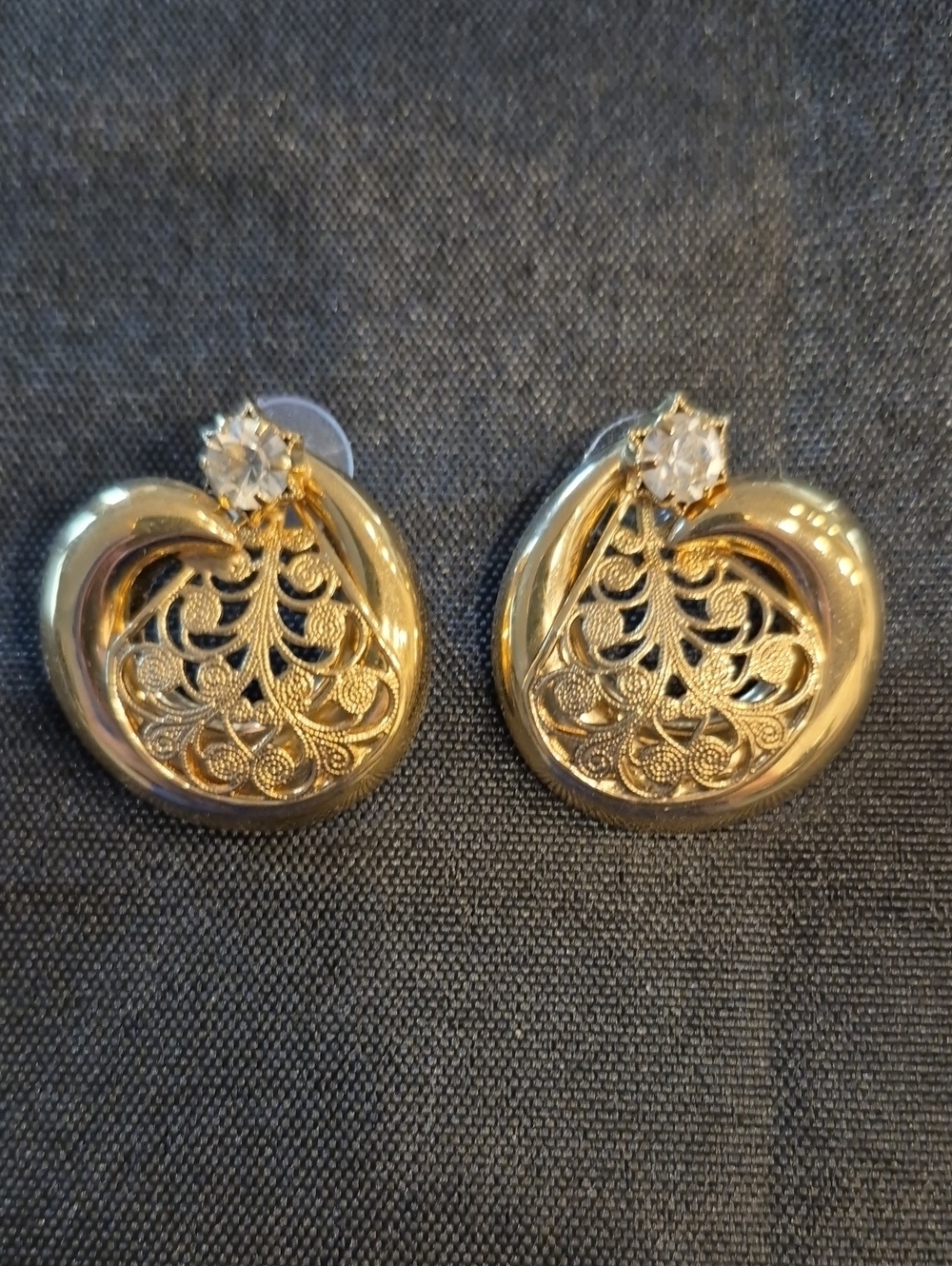 Vintage Gold Tone Filigree Swirl Earrings Elegant Women's Jewelry